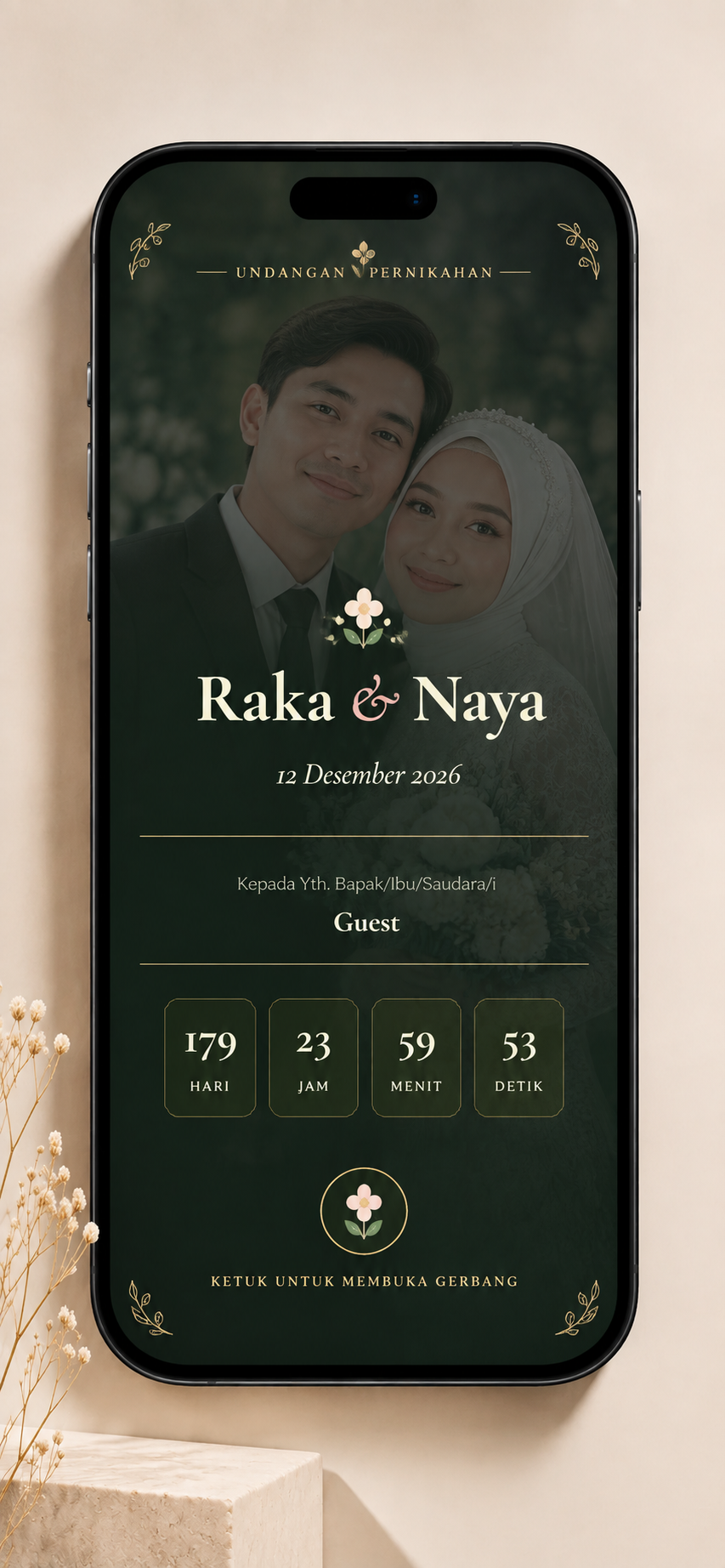 Pratinjau template Secret Garden